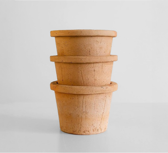 Ecofiltro replacement natural water filter unit for gravity-based water filtration.
